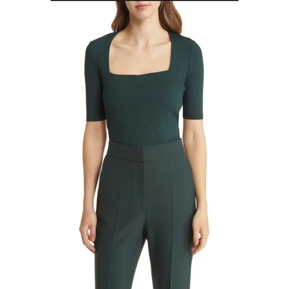 HUGO BOSS Finula Top In Gree new - size Medium- B27 (5) - Picture 1 of 9